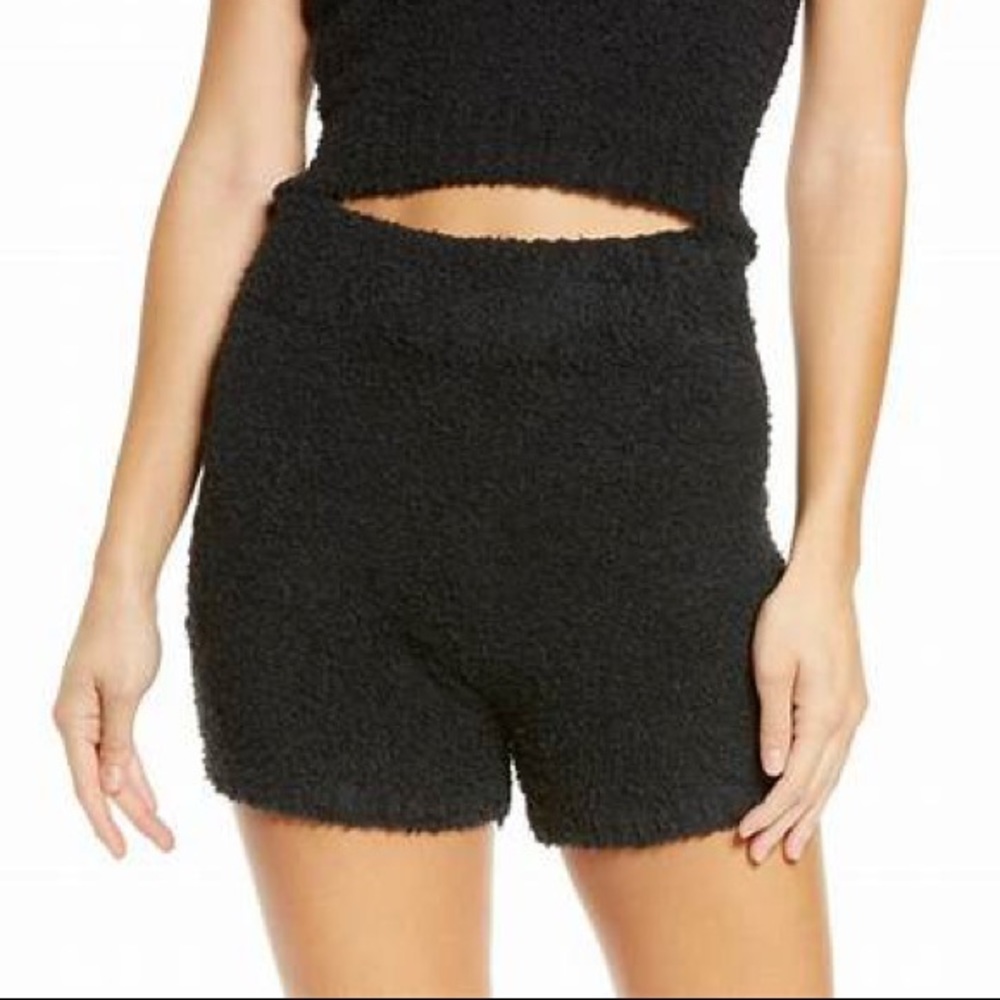 Skims COZY KNIT SHORT | ONYX × 1. Size small.